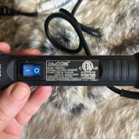 Black Curling Wand NuMe (6022A) - Picture 3 of 3